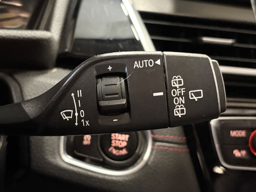 Serie 2 ACTIVE-TOURER 2.0 218 D 150 SPORT - TOIT OUVRANT 2015 occasion 69400 Arnas