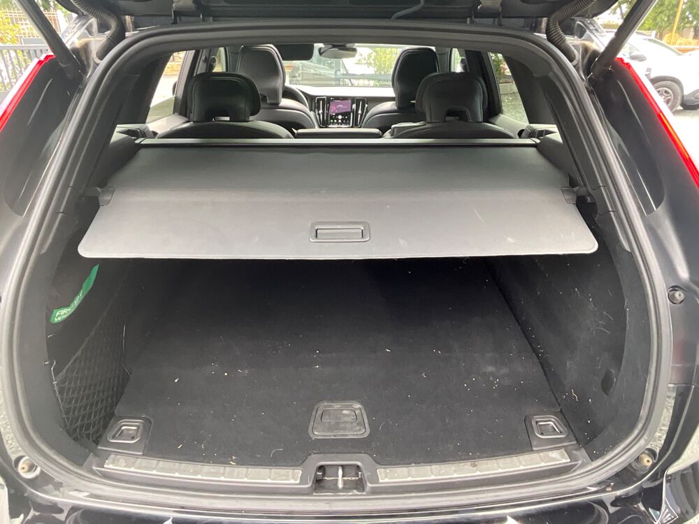 XC60 Black &eacute;dition II T6 253cv+145cv SIEGES CHAUFFANTS AV/AR / RE 2023 occasion 17000 La Rochelle