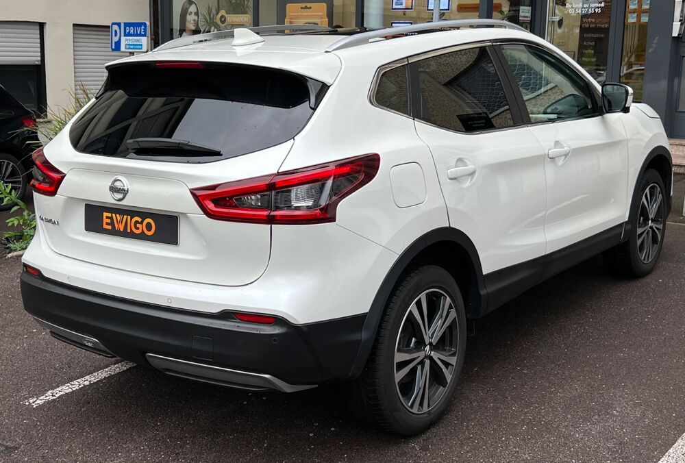 Qashqai 1.2 DIGT 115ch ACENTA 2WD - TOIT PANO/CAM&Eacute;RA 360/SI&Egrave;GES CHAU 2018 occasion 57600 Forbach