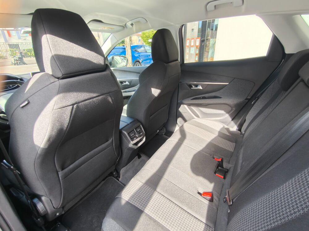 3008 GENERATION-II 1.5 BLUEHDi 130 CH ACTIVE EAT BVA / CARPLAY / 2020 occasion 40000 Mont-de-Marsan