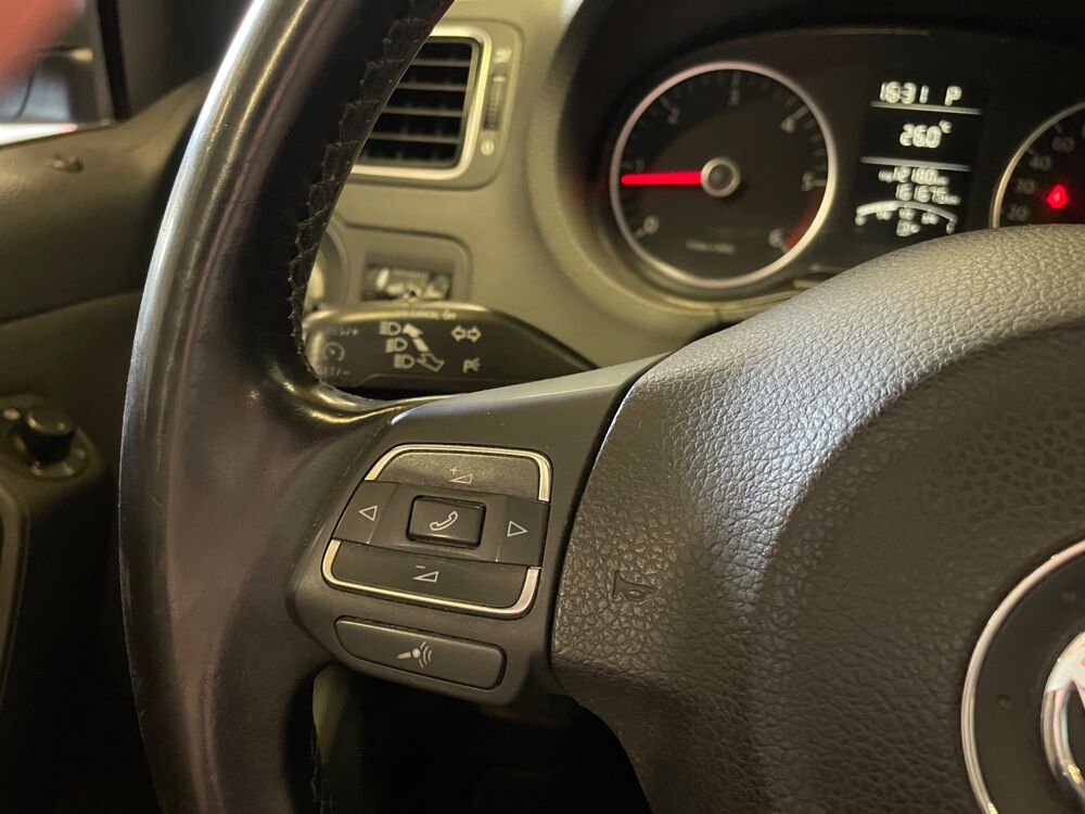 Polo 1.6 TDI 90CH SPORTLINE DSG7 BVA 5P 2011 occasion 69400 Arnas
