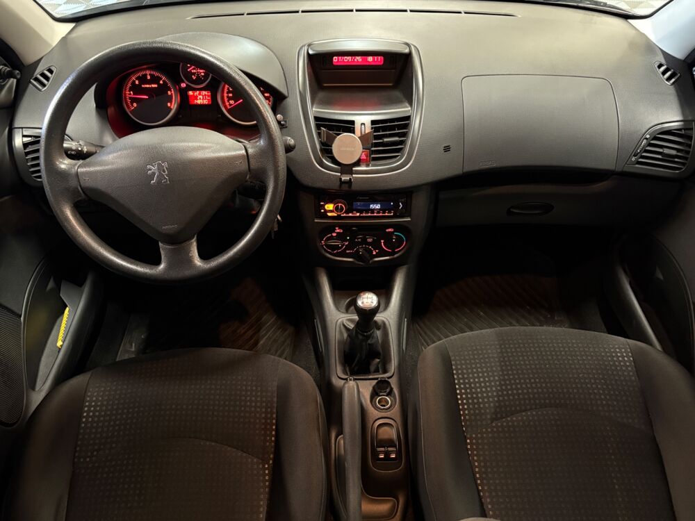 206 1.4 HDI 70CH URBAN 2010 occasion 69400 Arnas