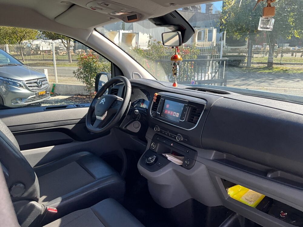 Jumpy FOURGON 2.0 BLUEHDI 175 XS L1 / ENTRETIENS CITROEN / KIT TYP 2022 occasion 17000 La Rochelle