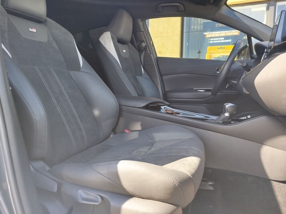 C-HR 2.0L 184CH HYBRIDE GR SPORT E-CVT MY23 - 1ERE MAIN 2023 occasion 13700 Marignane
