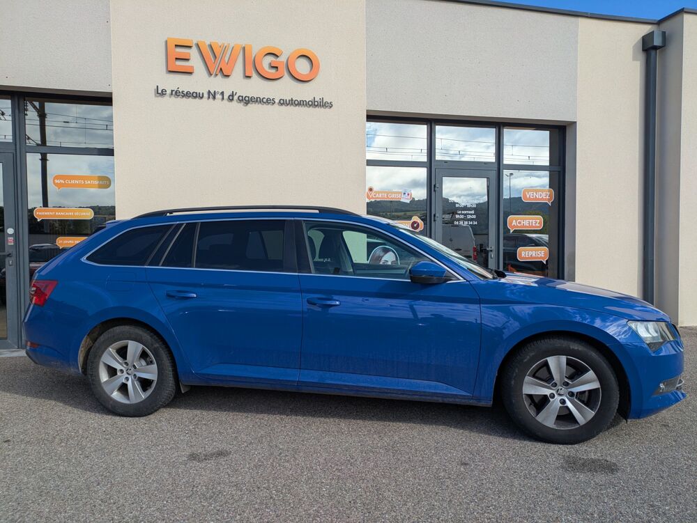 Superb COMBI 1.5 TSI 150ch ACT BUSINESS / Entretiens complet Skoda 2018 occasion 69420 Ampuis