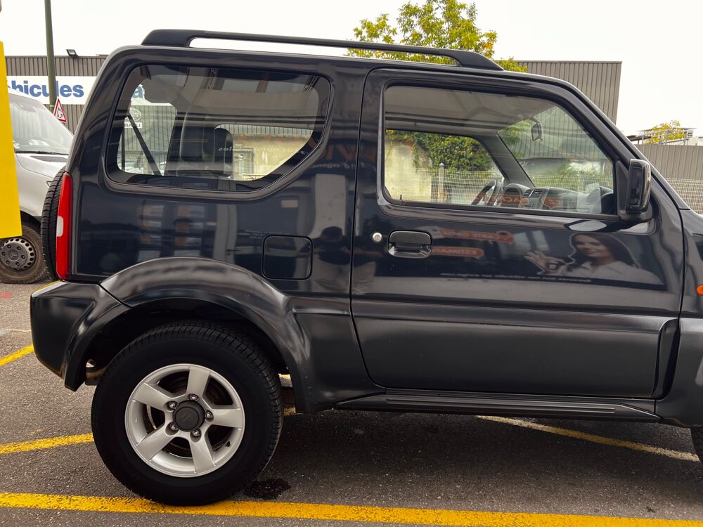 Jimny 1.3 VVT 85 JX 4WD 2008 occasion 74600 Seynod