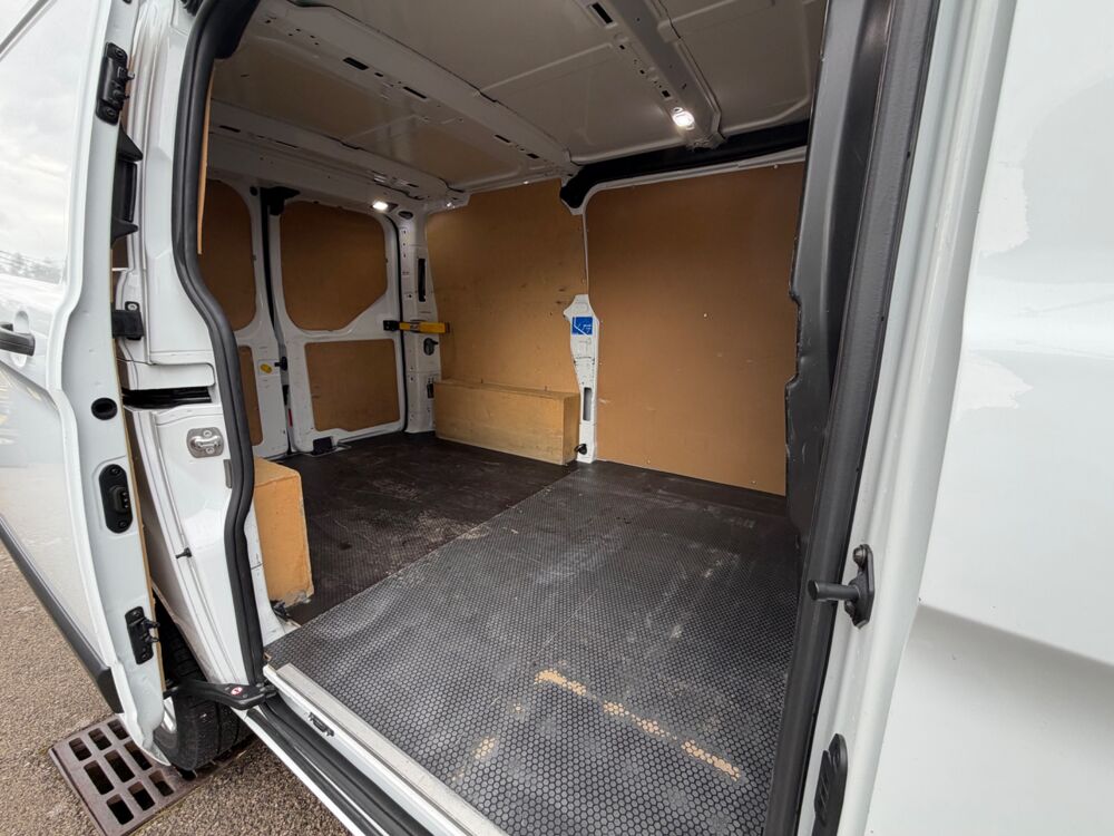 Transit Custom FOURGON 280 L1H1 2.0 ECOBLUE 130 TREND BUSINESS - SUIVI COMP 2021 occasion 13700 Marignane