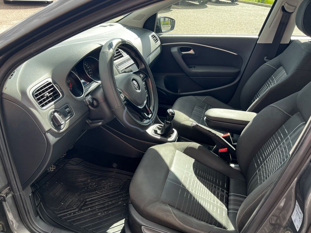 Polo 1.4 TDI 90 CH BLUEMOTION LOUNDGE 2015 occasion 47000 Agen