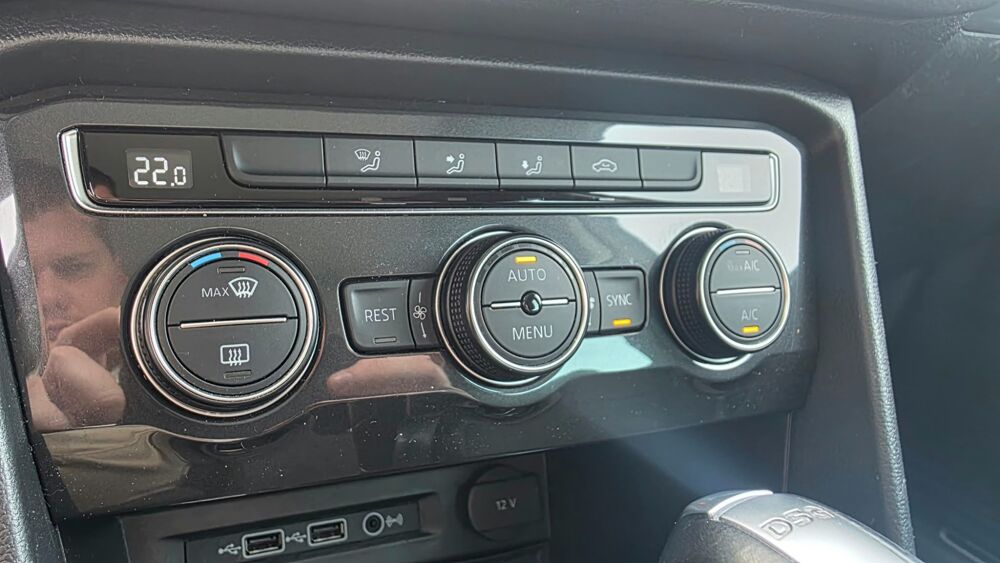Tiguan 2.0 TDI 150 CARAT DSG BVA/TOIT OUVRANT/CARPLAY 2018 occasion 74600 Seynod