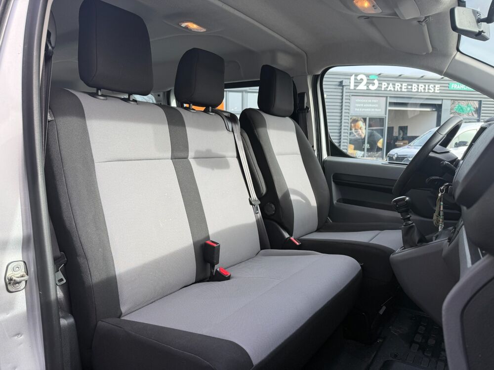 Jumpy COMBI XL 1.6 BLUEHDI 115 M BUSINESS / ATTELAGE 2017 occasion 17100 Saintes