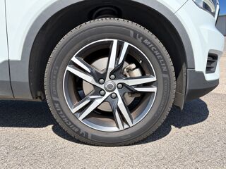 XC40 2.0 D4 190 R-DESIGN AWD GEARTRONIC BVA 2019 occasion 26000 Valence
