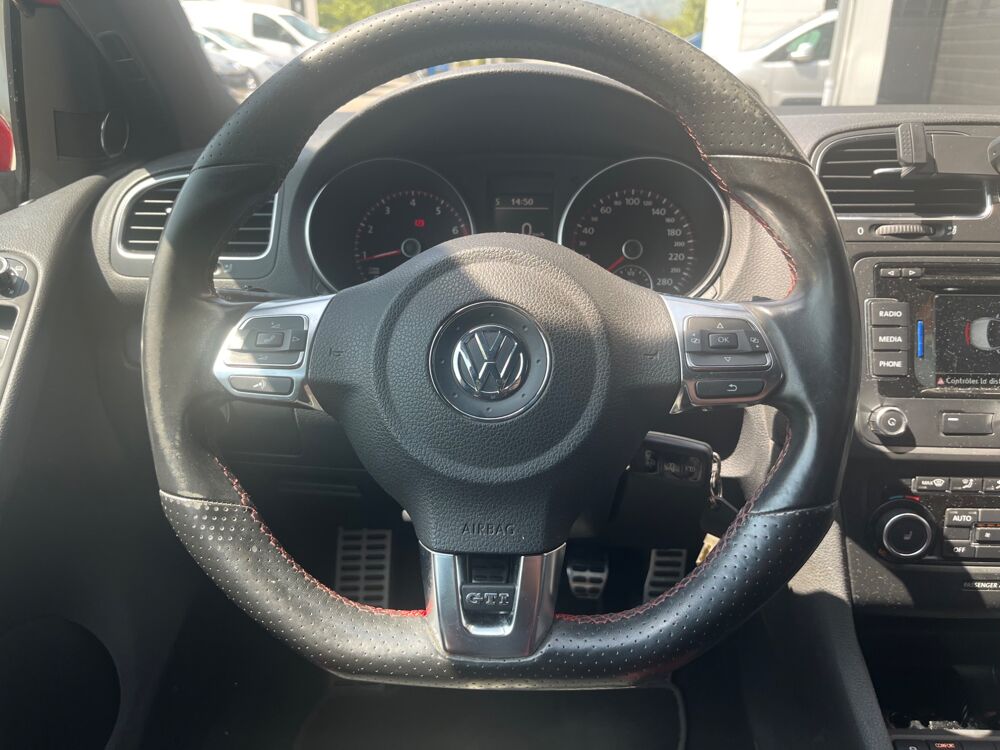 Golf 2.0L TSI 210ch GTI ADIDAS - SIEGES CHAUFFANTS + RADARS AR 2011 occasion 38420 Le Versoud