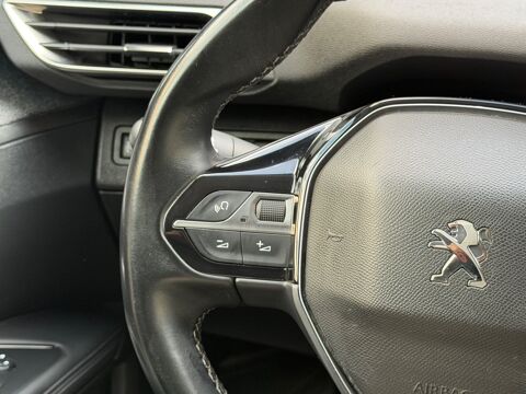 5008 GENERATION-II 1.2 130 CH ALLURE 7P / CARPLAY - CAM DE RECUL 2019 occasion 24750 Tr&eacute;lissac