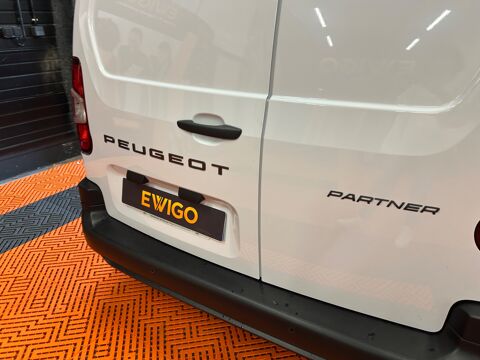 Partner FOURGON 1.5 BLUEHDI 100 650KG L1 M PACK ASPHALT CONNECT STAR 2025 occasion 83600 Fr&eacute;jus