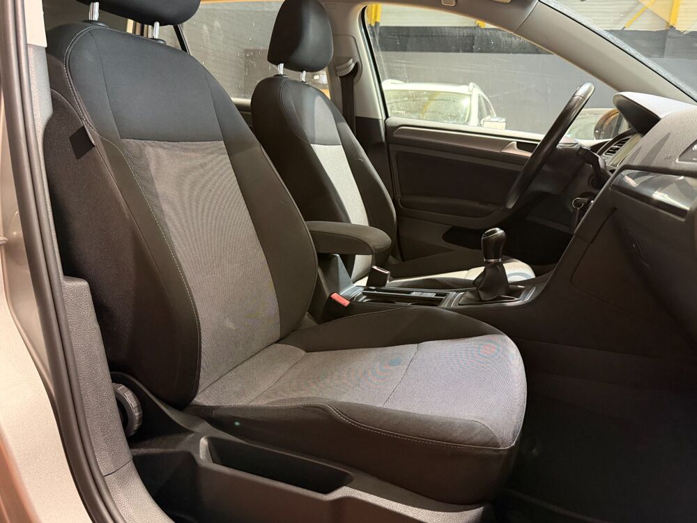 Golf 1.2 TSI 110ch BLUEMOTION TECHNOLOGY EDITION 2015 occasion 81990 Puygouzon