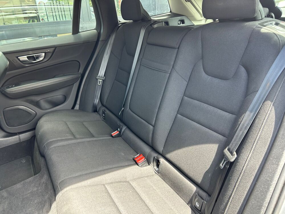 V60 2.0L D3 150ch BUSINESS GEARTRONIC + APPLE CARPLAY / CAMERA D 2020 occasion 38420 Le Versoud
