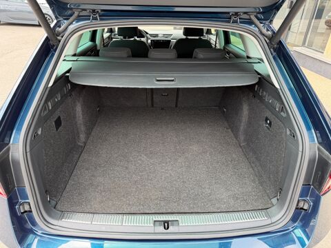 Superb COMBI 1.4 TSI IV 218CH PHEV STYLE DSG BVA 2021 occasion 13700 Marignane