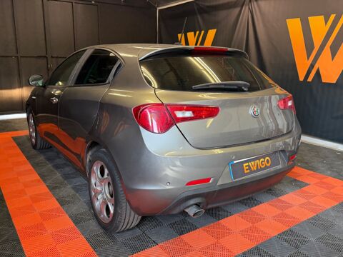 Giulietta 1.6 JTDM 120 Ch BUSINESS START-STOP 2017 occasion 24750 Tr&eacute;lissac
