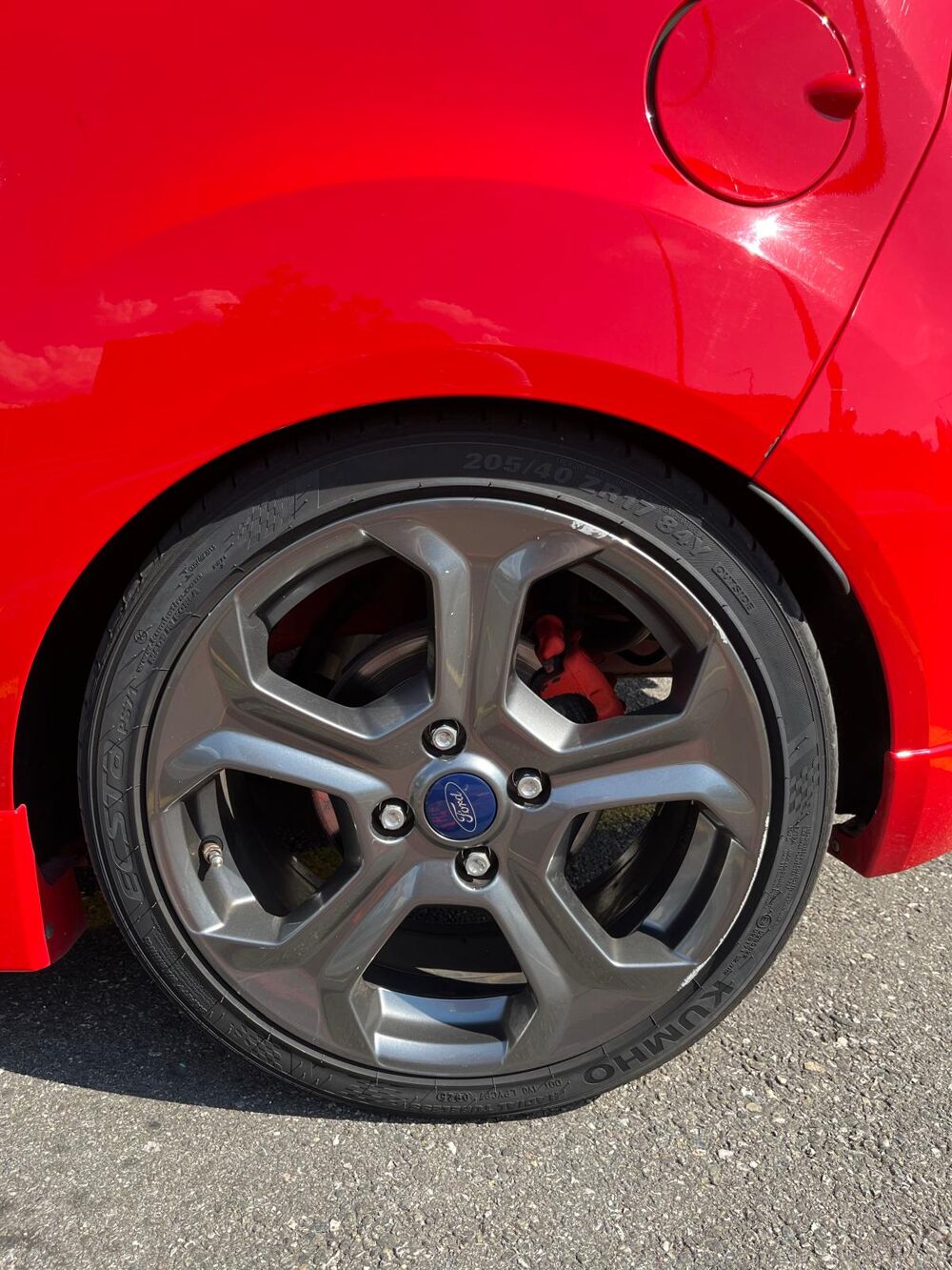 Fiesta 1.6 ECOBOOST 182Ch ST / KEYFREE / SONY / ROUGE RACING / SI&Egrave;G 2014 occasion 74600 Seynod