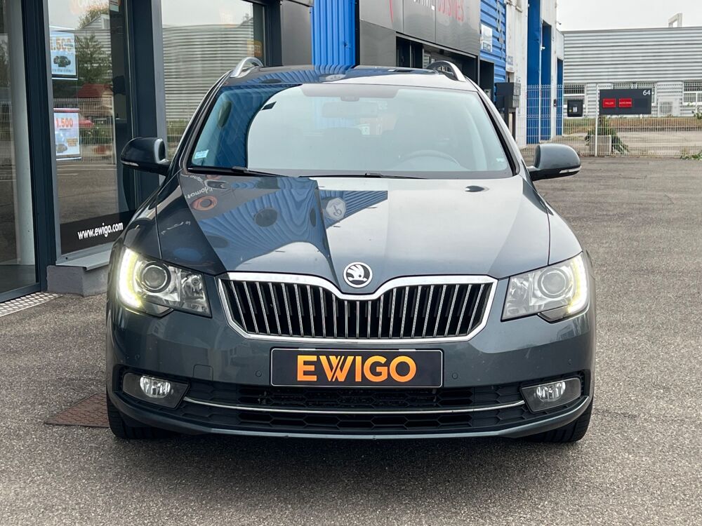 Superb COMBI 2.0 TDI 140 cv ELEGANCE DSG BVA - TOIT PANOMRAMIQUE OU 2014 occasion 68170 Rixheim