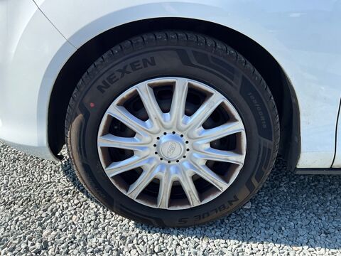 B-max 1.4 90 TREND 4 PNEUS NEUF / VIDANGE FAITE POUR LA VENTE 2013 occasion 17000 La Rochelle