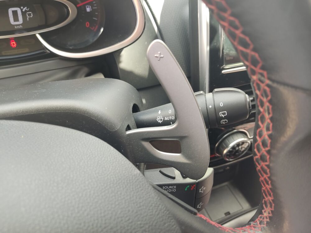 Clio 1.6 200 RS EDC BVA 2015 occasion 69150 D&eacute;cines-Charpieu