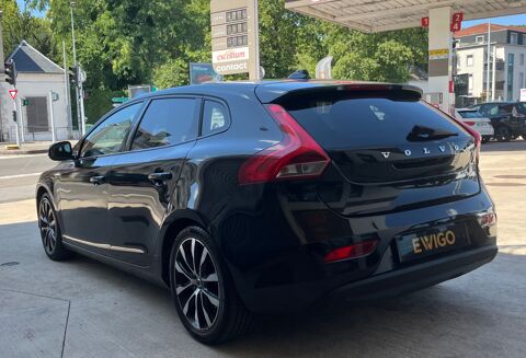V40 II (2) 1.5 T2 122 MOMENTUM GEARTRONIC 6 + CARPLAY + TOIT PAN 2018 occasion 54000 Nancy