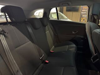 M&eacute;gane ESTATE 1.5 DCI 110ch BUSINESS REGULATEUR DE VITESSE/ TOM TO 2012 occasion 78125 Gazeran