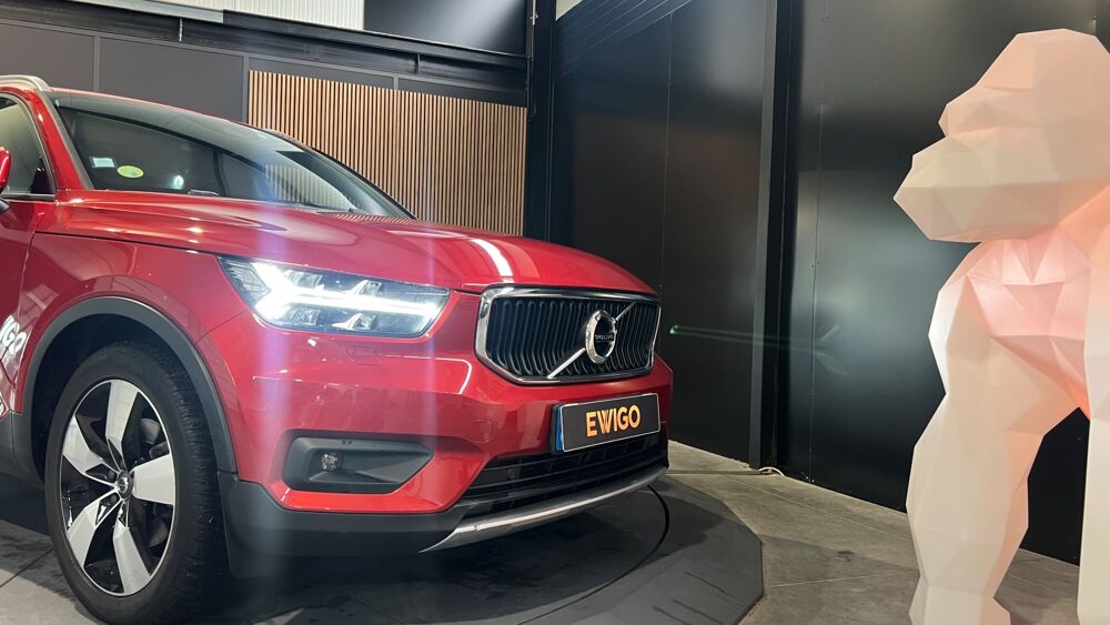 XC40 2.0 D3 150ch BVA MOMENTUM - ATTELAGE - TOIT OUVRANT PANORAMI 2019 occasion 33610 Cestas