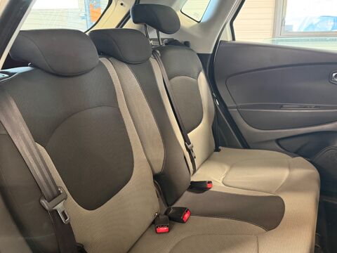 Captur 1.5 DCI 90 ECO - BUSINESS - DISTRIBUTION NEUVE - 4 PNEUS NEU 2014 occasion 79000 Niort