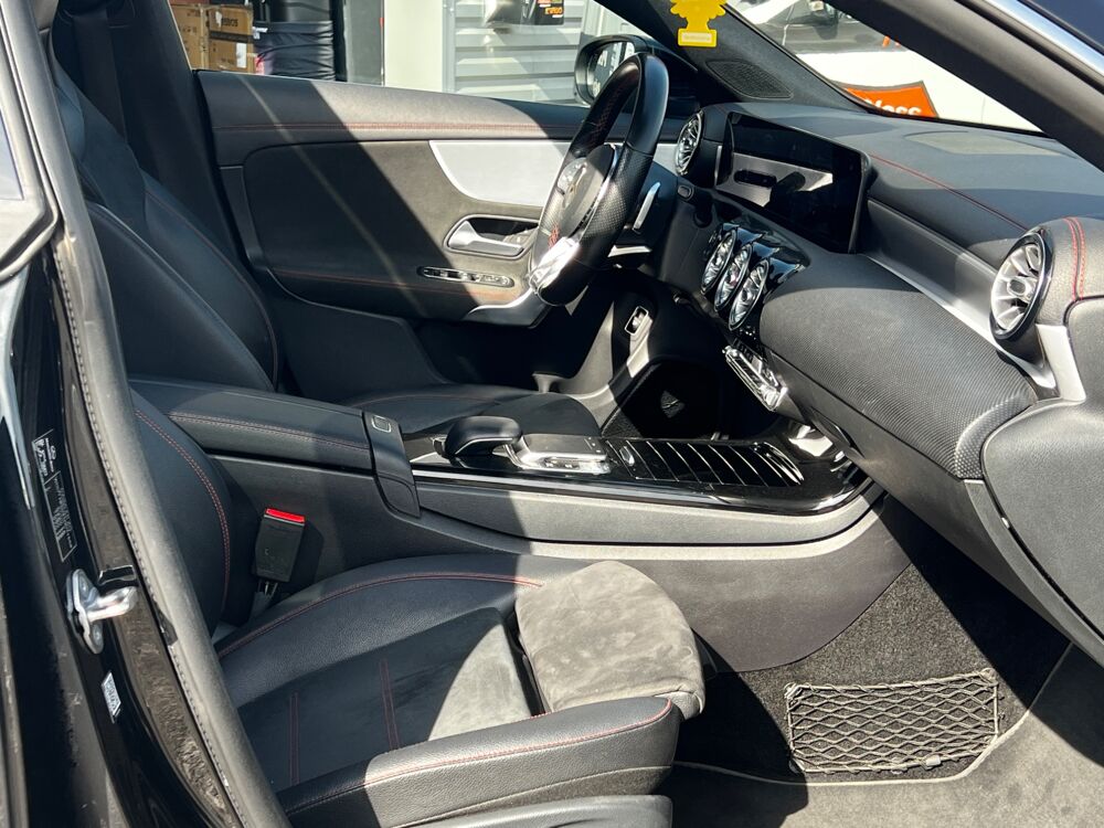 Classe CLA COUPE 2.0 180 D 115 CH AMG LINE 8G-DCT BVA / CAR PLAY + LED 2019 occasion 47000 Agen