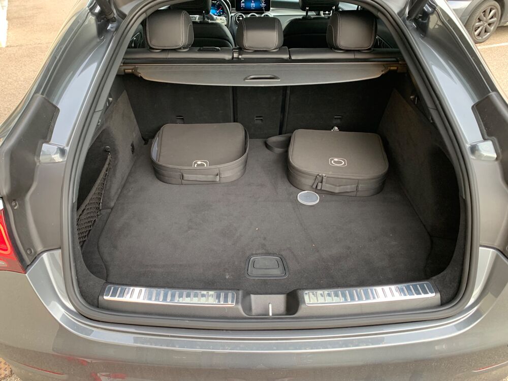 Classe GLC COUPE 2.0 300 E 320H 210 EQ-POWER PHEV HYBRID AMG LINE 2023 occasion 69420 Ampuis