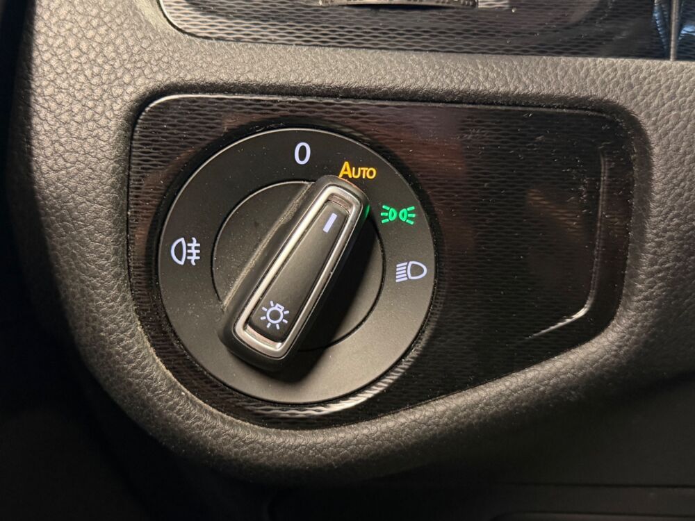 Golf 1.4 TFSI 204 Ch HYBRID GTE GPS/ CARPLAY 2016 occasion 24750 Tr&eacute;lissac