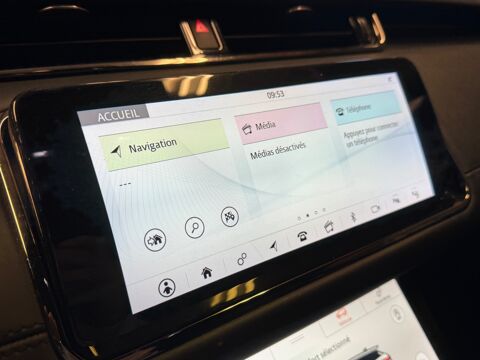 Range Rover Evoque 1.5 P300E 309 Ch 200 PHEV HYBRID 15KWH 4WD BVA APPLE CARPLAY 2020 occasion 24750 Tr&eacute;lissac