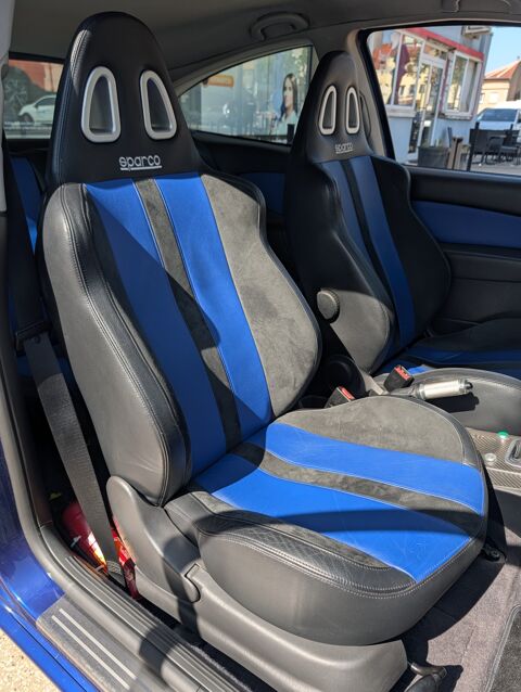 Focus 2.0 215ch RS - 2e MAIN - ENTRETIEN FULL FORD - NUMEROTEE 248 2004 occasion 57600 Forbach
