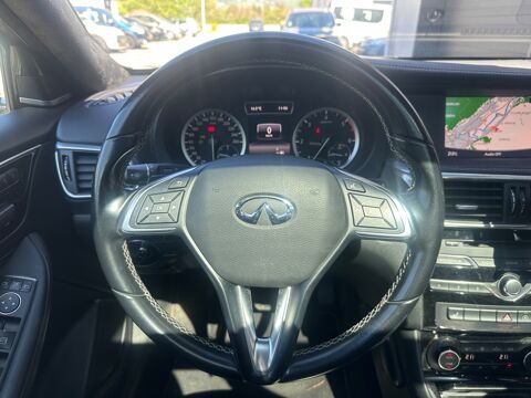 QX30 2.2L 170ch PREMIUM TECH AWD / TOIT PANORAMIQUE + CAMERA DE R 2017 occasion 38420 Le Versoud