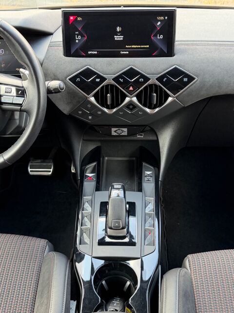 DS3 1.2 PURETECH 130 Ch PERFORMANCE LINE BVA 2022 occasion 24750 Tr&eacute;lissac