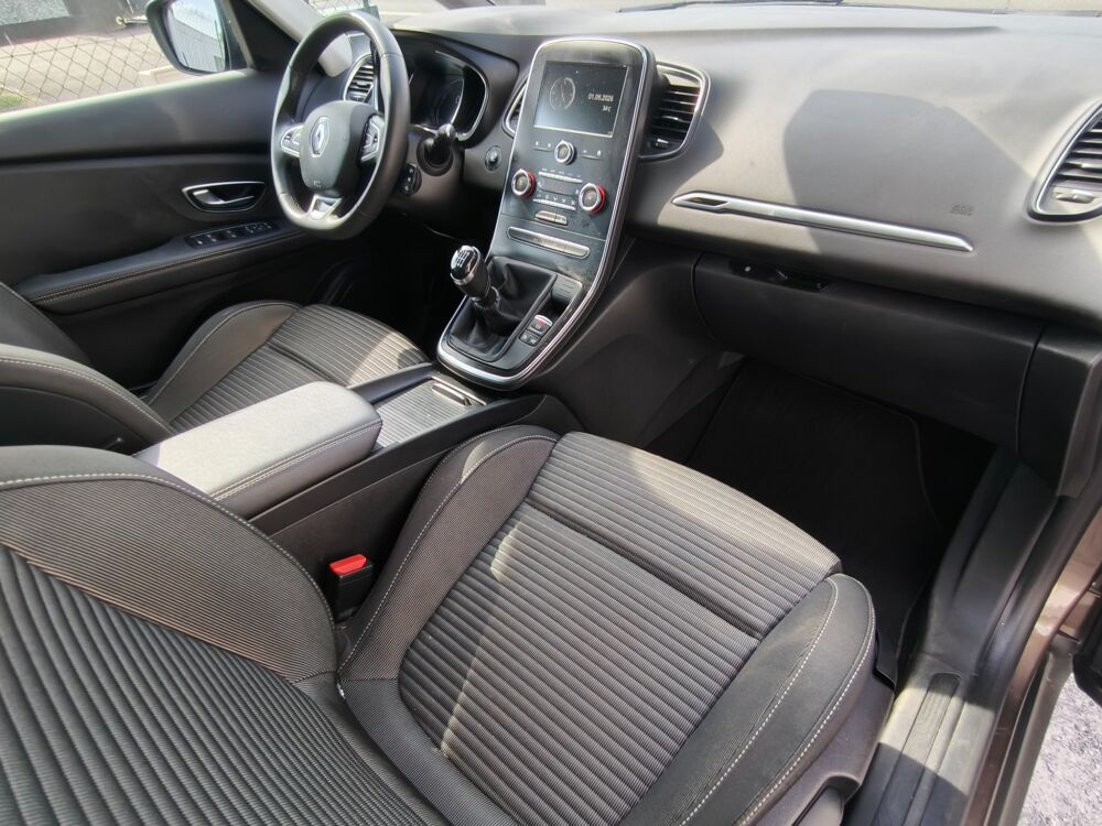 Grand scenic IV 1.7 BlueDCi 120 CH BUSINESS 7 PLACES / CARPLAY 2020 occasion 40000 Mont-de-Marsan