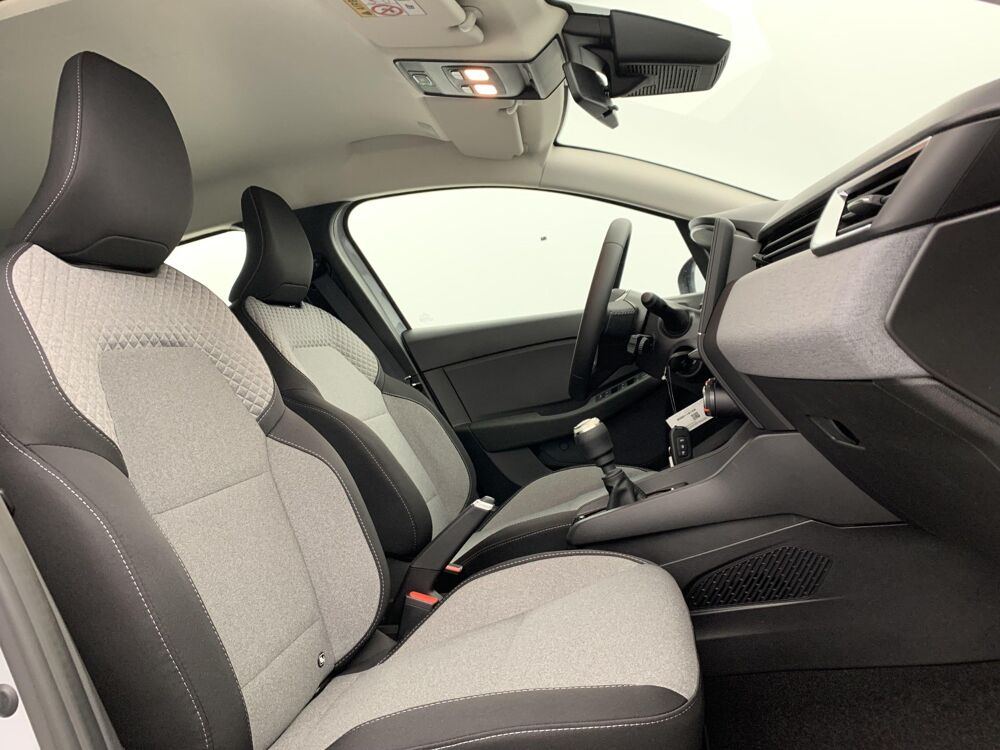 Clio TCE 90 GSR2 EVOLUTION / 0 KM / GRIS RAFALE 2025 occasion 69150 D&eacute;cines-Charpieu