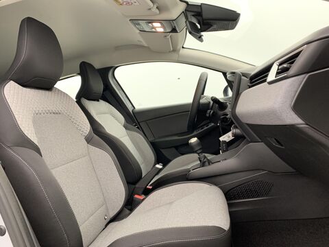 Clio TCE 90 GSR2 EVOLUTION / 0 KM / GRIS RAFALE 2025 occasion 69150 D&eacute;cines-Charpieu