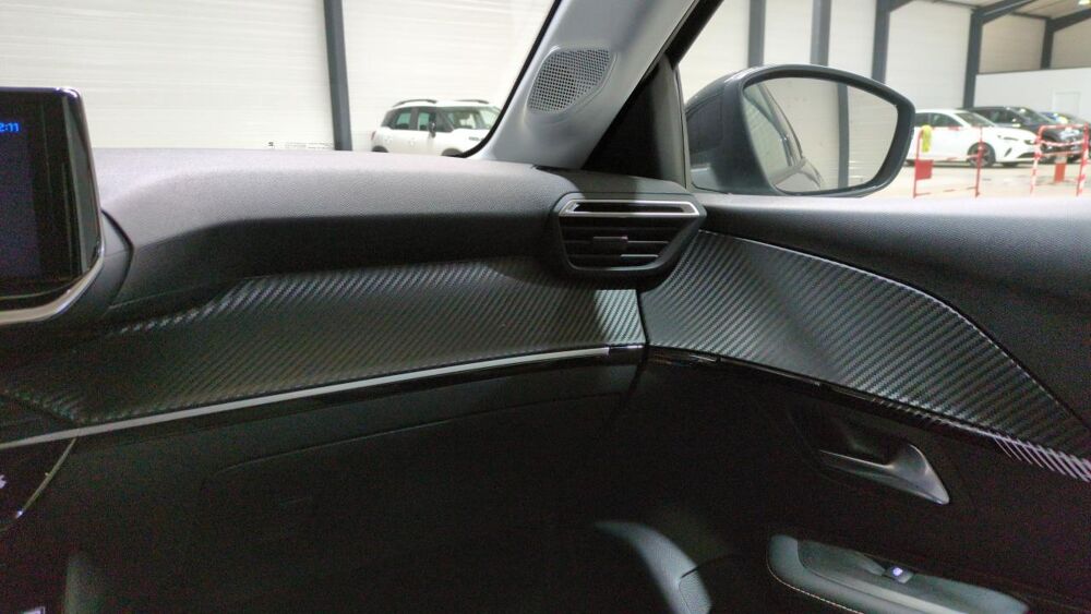 208 HYBRID 145ch ALLURE + APPLE CARPLAY + AIDE AU STATIONNEMENT 2026 occasion 38420 Le Versoud