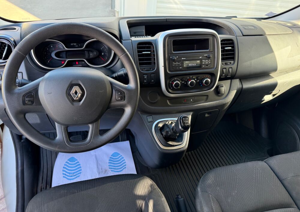 Trafic FOURGON L1H1 1000 KG DCI 95 E6 GRAND CONFORT // ENTRETIEN CO 2019 occasion 34430 Saint-Jean-de-V&eacute;das