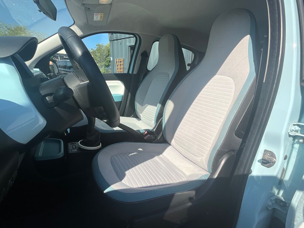 Twingo 1.0 SCE 70 COSMIC / CHAINE DE DISTRIBUTION / GARANTIT 12 MOI 2014 occasion 17000 La Rochelle