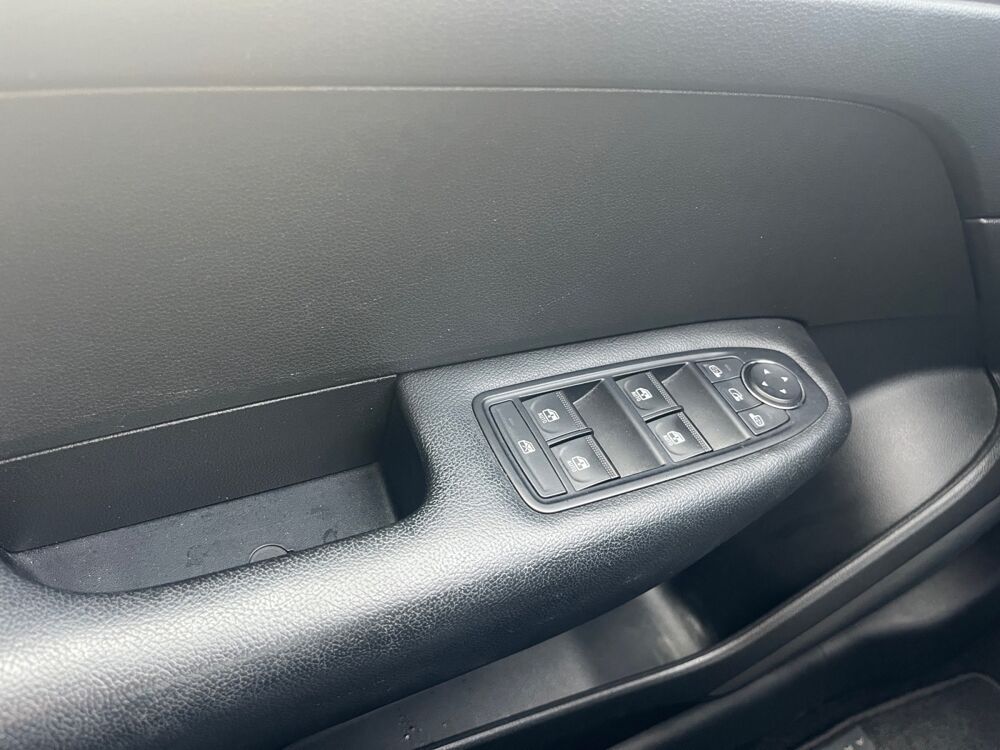 Arkana 1.6 E-TECH 145H 95 FULL-HYBRID HYBRID 1.2KWH BUSINESS BVA 2023 occasion 38590 Saint-&Eacute;tienne-de-Saint-Geoirs