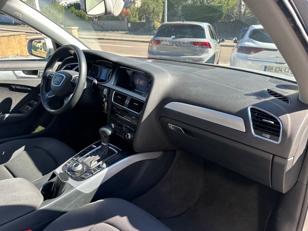 A4 AVANT 2.0 TDI 177CH AMBITION LUXE MULTITRONIC BVA 2013 occasion 25000 Besan&ccedil;on