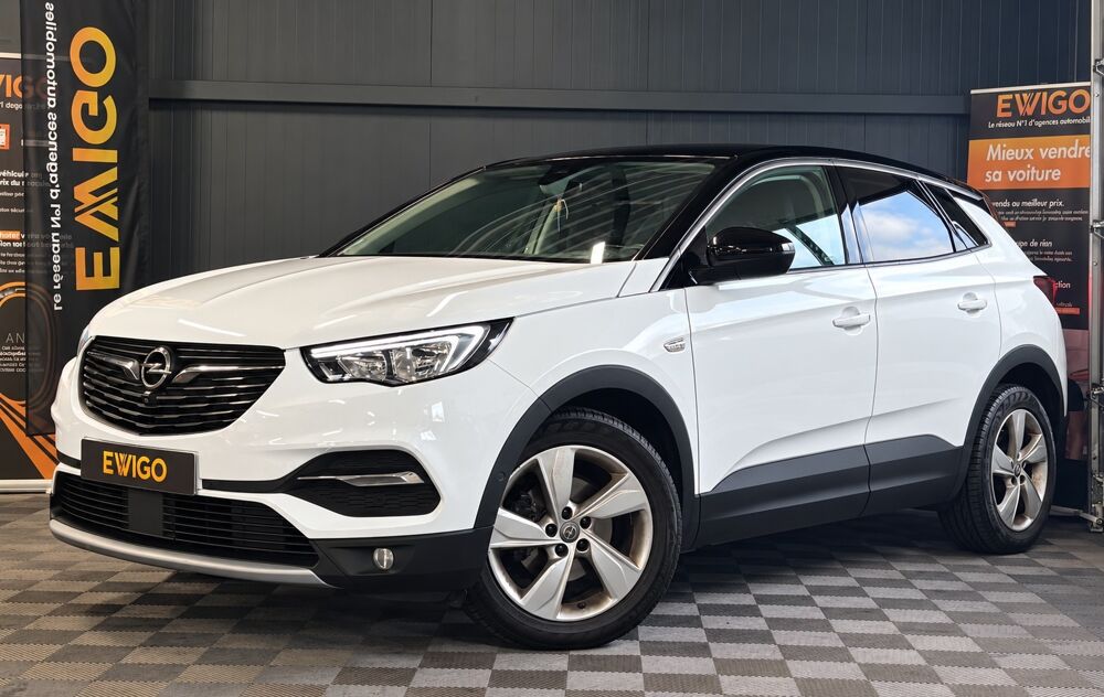 Grandland x 1.6 TD 120 Ch BLUE-INJECTION ELITE NAVI 4X2 BVA START-STOP 2018 occasion 79000 Niort