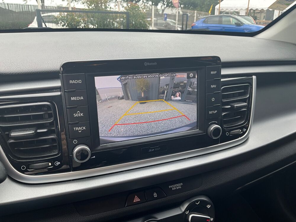 Rio 1.4 CRDI 90Ch ACTIVE / CAMERA / CHAINE DE DISTRIBUTION / GAR 2018 occasion 17000 La Rochelle