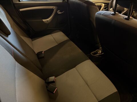 Duster 1.5 DCI 90 CH 4X4 - ATTELAGE- DISTRIBUTION OK 2013 occasion 69400 Arnas