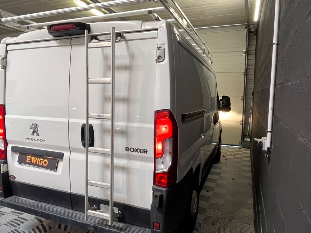 Boxer FOURGON 330 2.2 BLUEHDI 120ch L1H1 ASPHALT CAMERA DE RECUL/ 2021 occasion 78125 Gazeran