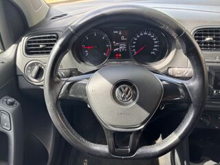 Polo 1.4 TDI 75Ch BLUEMOTION - COURROIE FAITE - CLIMATISATION - B 2017 occasion 76150 Saint-Jean-du-Cardonnay